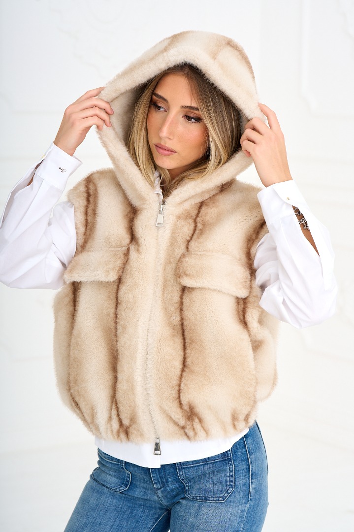 Gilet cappuccio  - Betta Corradi